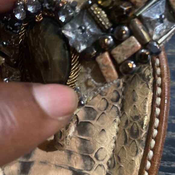 MANOLO BLAHNIK Gold reptile pescatarian leather thong sandals sz38 - Picture 3 of 7